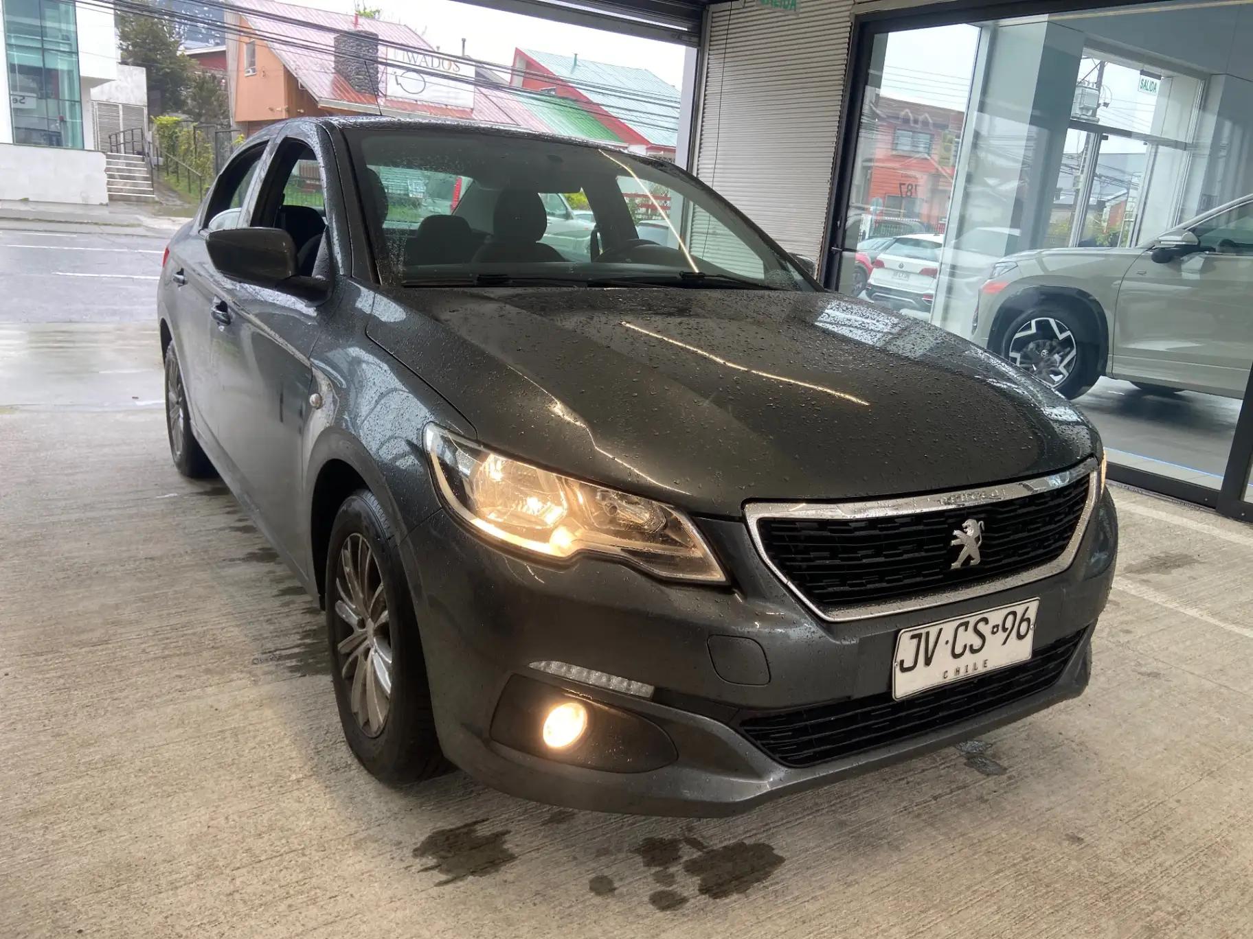 Automovil Peugeot 301